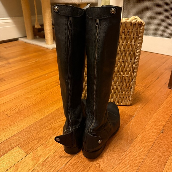 FRYE Melissa Button Back Zip Snap Leather boots - Picture 5 of 12